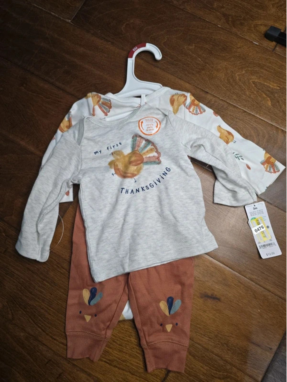 3m brand new thanksgiving outfit from carter's item 476G6